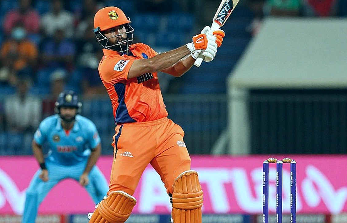 302 in Rawalpindi Was a Rescue Act, Not a Statement — England's Short-Ball Plan Exposed Pakistan's Top-Order Foundation